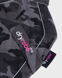 Close up of adjustable velcro body strap on Black Camo Pink dryrobe® Dog