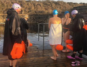 dryrobe festive swim