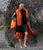 Alle Umkleidemäntel