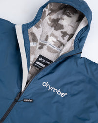 Studio detail shot of AW25 Blue Dryrobe® advance long sleeve 