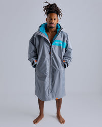 *MALE* in studio wearing 2025 LTD edition RNLI Dryrobe®