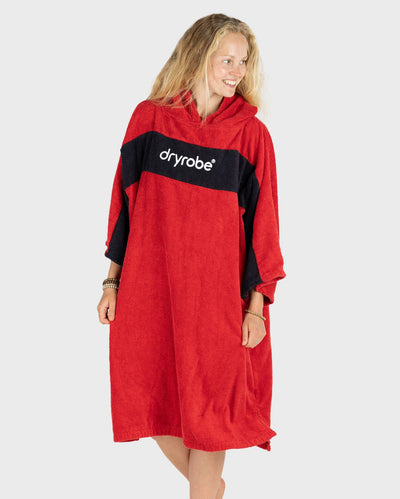 Woman wearing Organic Towel dryrobe Remix in Red Black