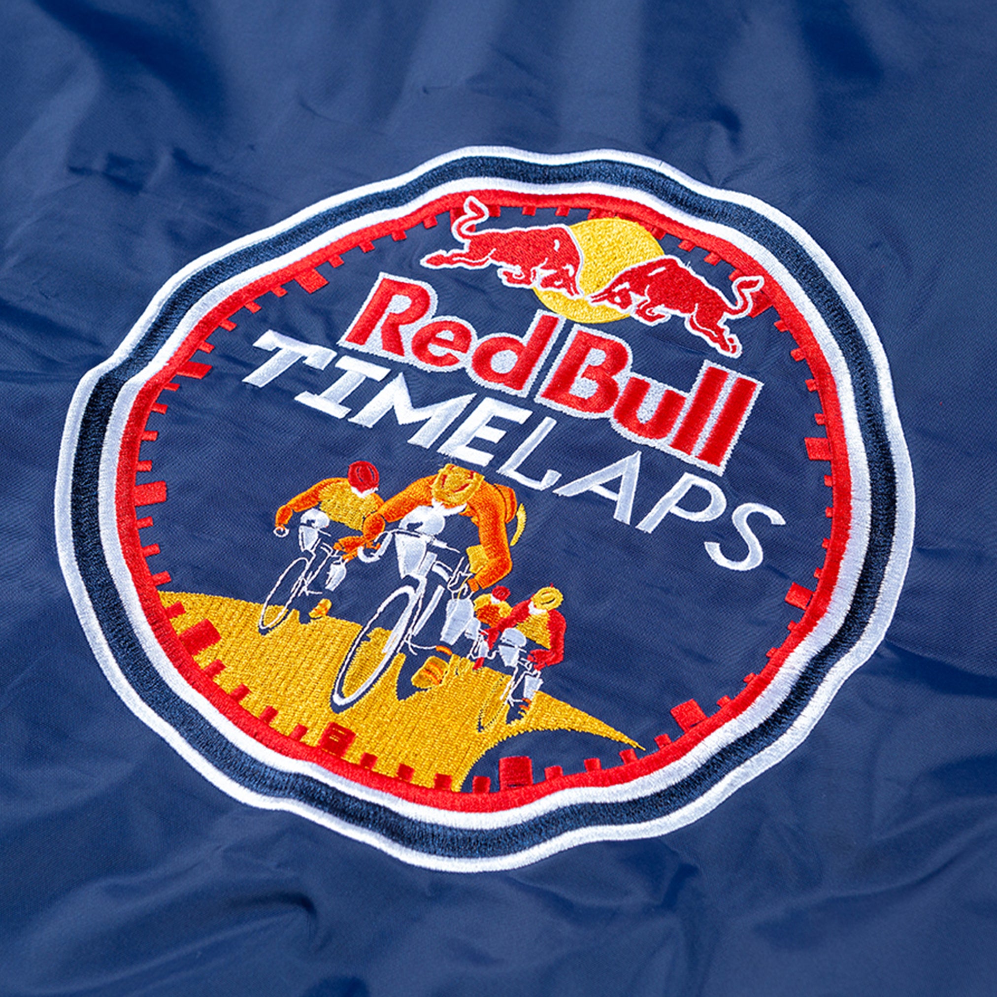 1|M,L, dryrobe Advance long sleeve Large Red Bull Time Laps dryrobe Detail Back Logo